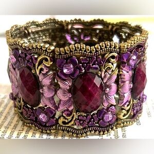 Vintage-style  Purple and Gold Bracelet. Inspired victorian design.